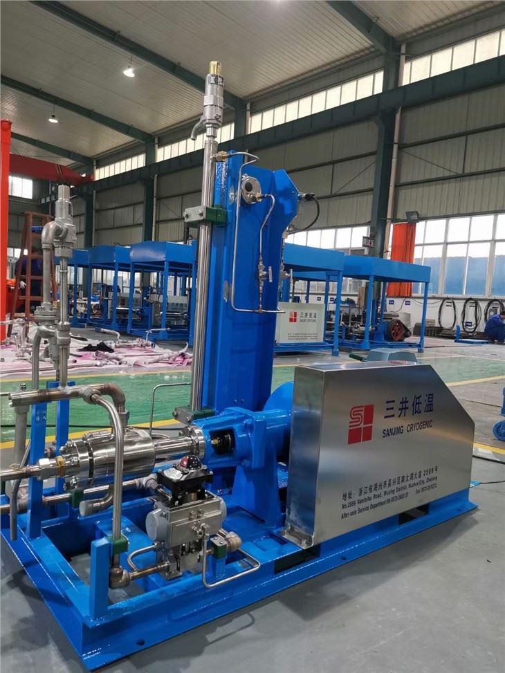 Индустриална бутална помпа за пълнене с газ